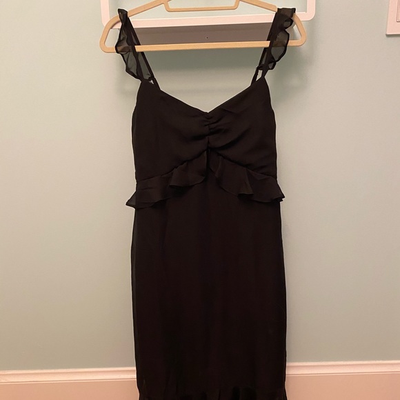 Lulus Dresses & Skirts - Lulu’s midi dress